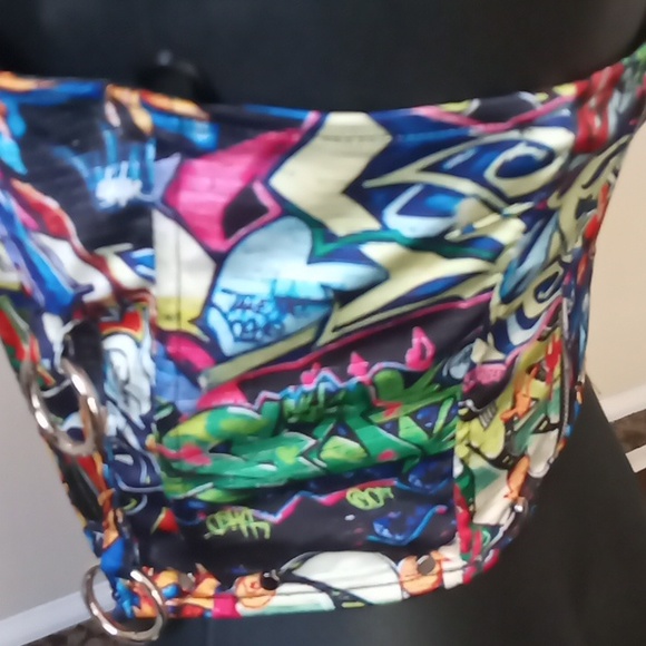 Top - Picture 5 of 8